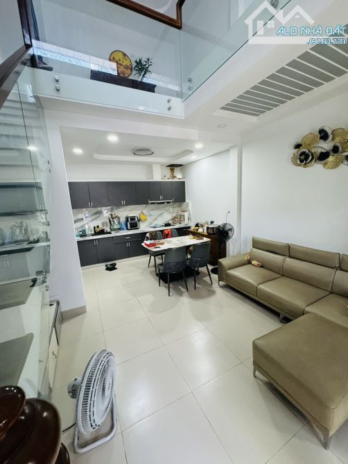 💝Duy nhất căn nhà đã Hoàn Công 💝 -Vị trí nằm Tđc Phước Long, gần đường số 28. Ngag 4,5m - 4