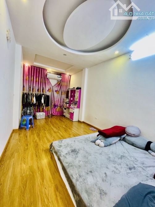 Siêu phẩm Nhà đẹp dân xây cạnh vành đai 2,5 KDT Định Công ô tô đỗ cửa