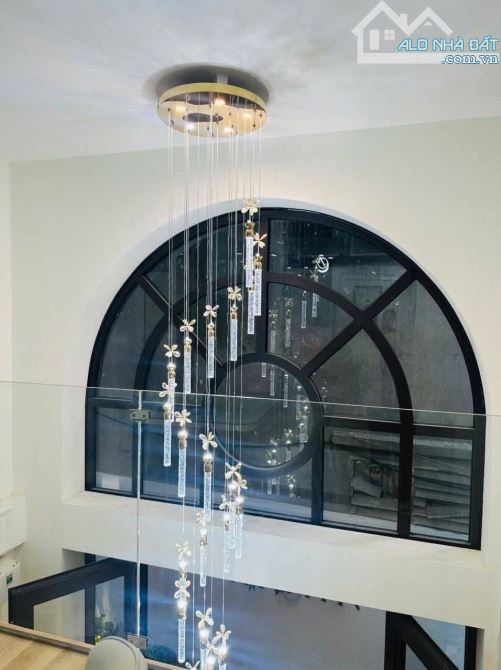 ( NHÀ MỚI ĂN TẾT ) Y HÌNH NHÀ BÁN PHỐ NGUYỄN XIỂN 42M, 6 TẦNG, MT 4M, 13,9 TỶ LÔ GÓC