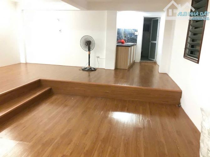 Lương Sử C - 16 phòng khép kín - Doanh thu gần 1 tỷ/năm - Mặt ngõ ô tô qua nhà