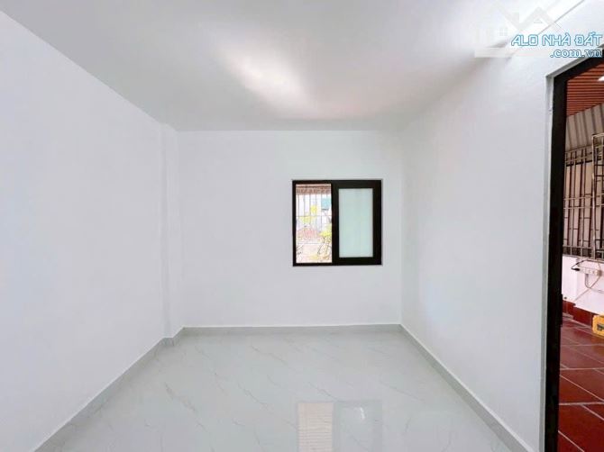 Bán Gấp - Nhà Phố Hồng Mai - 4 Tầng Lô Góc - Nhỉnh 4 Tỷ