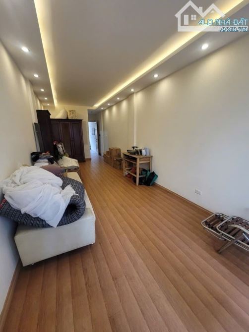 BÁN NHÀ 43M 7TẦNG ÔNG ÍCH KHIÊM BA ĐÌNH HÀ NỘI