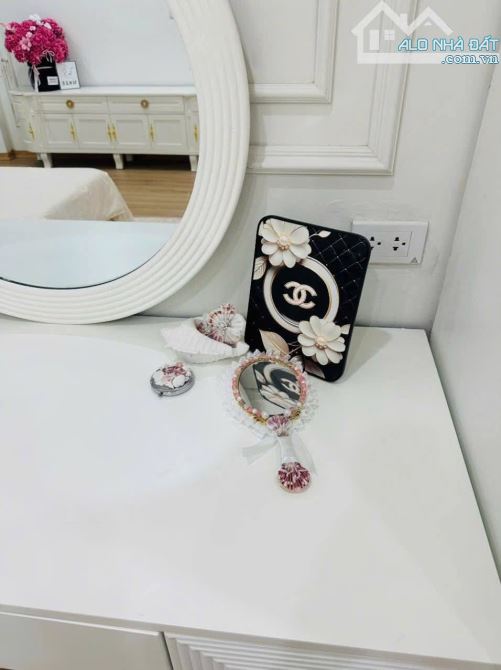 ( NHÀ MỚI ĂN TẾT ) Y HÌNH NHÀ BÁN PHỐ NGUYỄN XIỂN 42M, 6 TẦNG, MT 4M, 13,9 TỶ LÔ GÓC