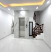 Nhà 6 tầng thang máy Liên Mạc, gần Vành Đai 3.5 – ô tô 7 chỗ sát nhà – giá chỉ hơn 5 tỷ