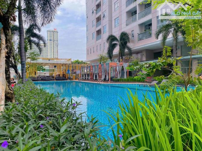 BÁN CĂN HỘ 2PN LUXCITY NGAY TT QUẬN 7,SÁT BÊN PMH,NHỈNH 4 TỶ
