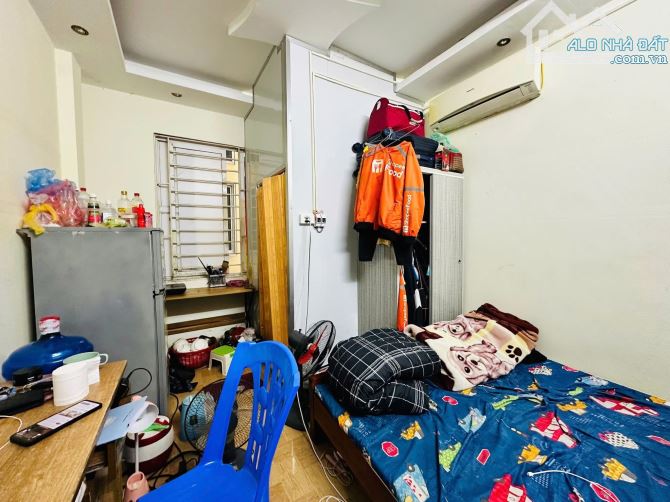 Bán nhà Bạch Mai 30/33m2, 5T dân xây, lô góc, gần oto, có bãi gửi xe. Giá 7.69 tỷ sổ đỏ CC