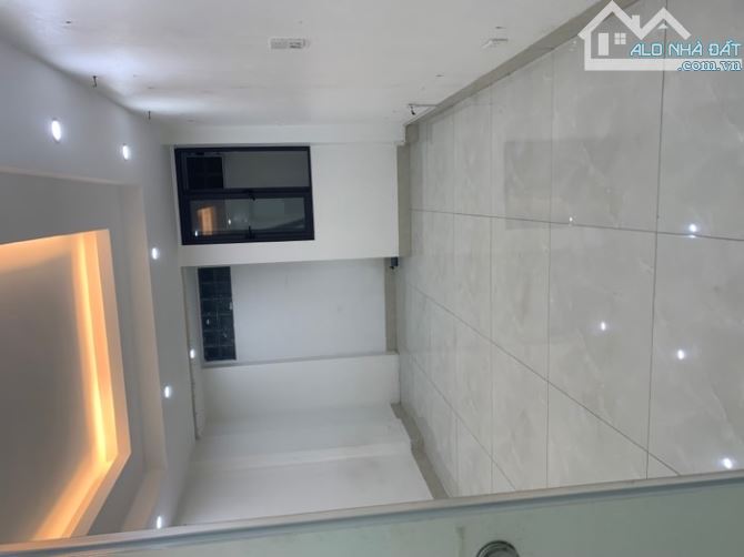 SIÊU HIẾM - MẶT PHỐ CỔ - NGUYỄN SIÊU - HOÀN KIẾM - 64M - 6 TẦNG - MẶT TIỀN 4M - 50 TỶ S