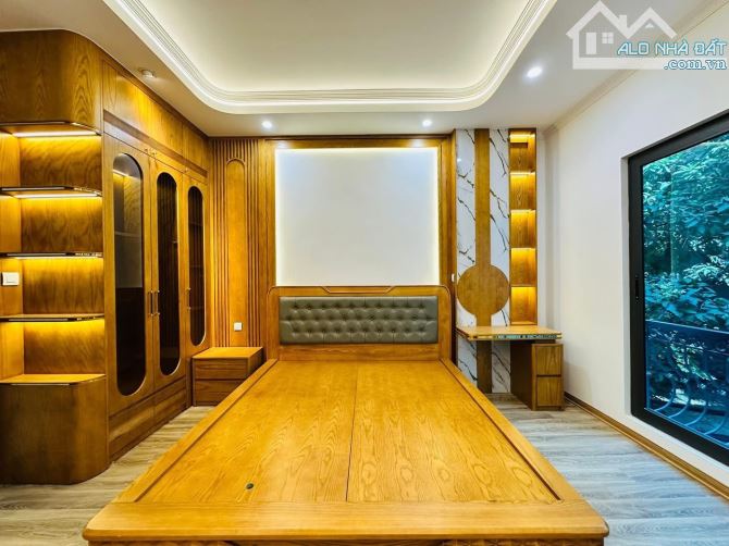 NGÃ TƯ SỞ - NHÀ ĐẸP NHƯ KHÁCH SẠN – 6 TẦNG THANG MÁY – XÂY 55M - 2 MẶT THOÁNG – FULL NỘI T