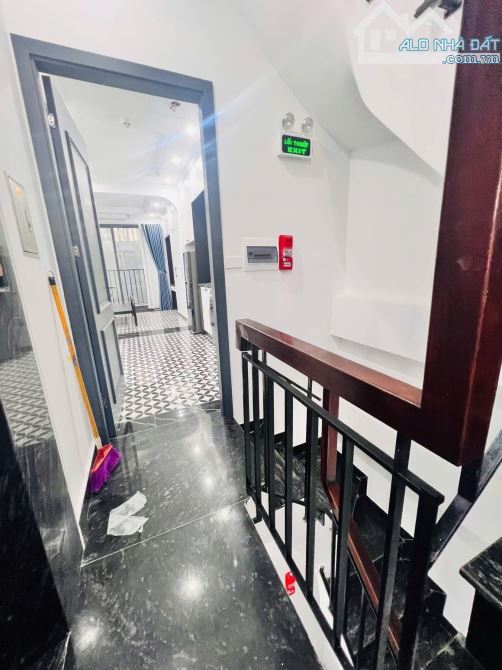 Kim Mã – 40m² – 7 Tầng – Thang Máy – Lô Góc 3 Thoáng – Giá 11.7 Tỷ – Ba Đình