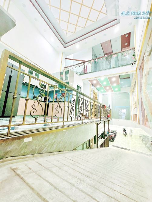 Bán CHDV 17 phòng full nội thất HXH đường Âu Dương Lân P.3 Quận 8 - 6