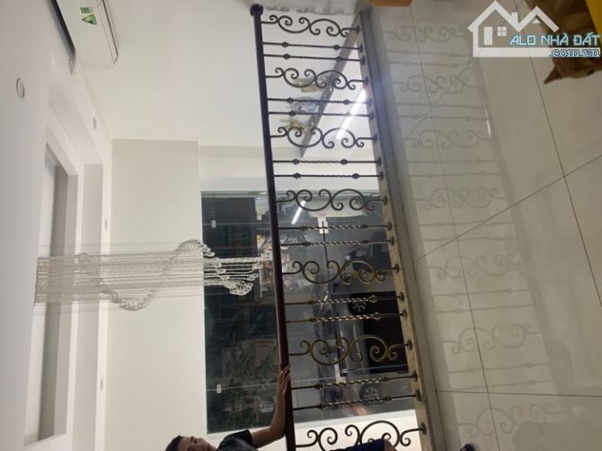 SIÊU HIẾM - MẶT PHỐ CỔ - NGUYỄN SIÊU - HOÀN KIẾM - 64M - 6 TẦNG - MẶT TIỀN 4M - 50 TỶ S