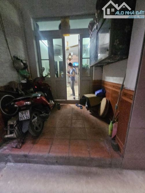 Siêu phẩm đầu tư Hàng hiếm Tam Trinh 30m 4 tầng 2 mặt ngõ chỉ 5.95 tỷ