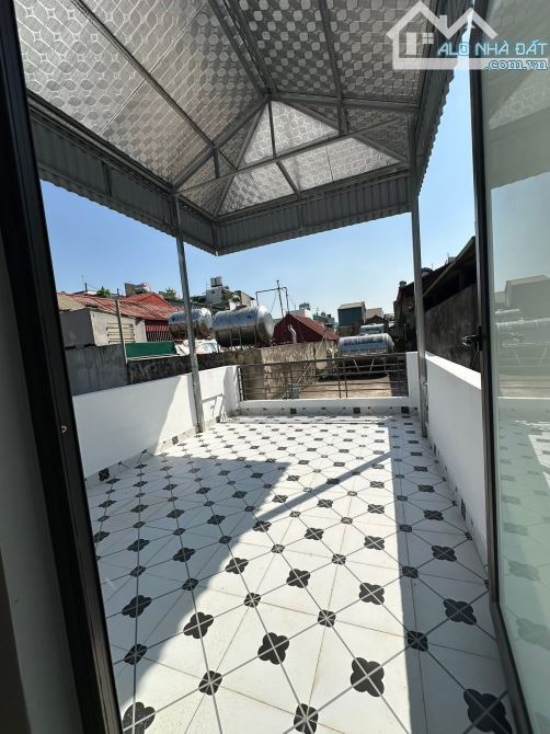 Bán nhà Thọ Lão 24/30m2, 5T, 3 PN, nhà mới, cách oto 10m, cách phố 40m, sổ vuông đẹp