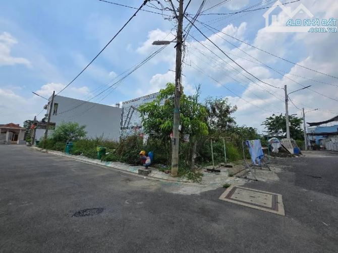 Bán đất nền hiếm 52m2 , đường 8m ,  Phường Long Trường , Tp Thủ Đức - Giá chỉ 3 tỷ 550