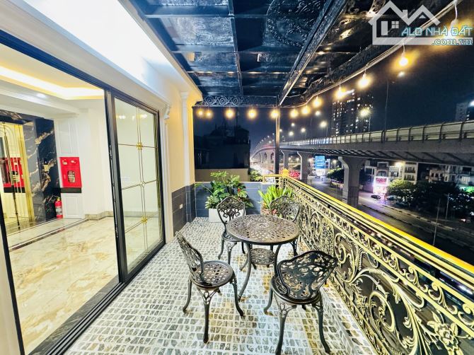 Bán nhà mặt phố Trần Đại Nghĩa : 48m2 -7Tầng - 5phòng - vừa ở vừa Kinh doanh