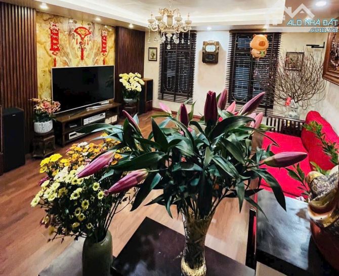 ĐỒNG CỔ – THỤY KHUÊ – NHÀ ĐẸP 5 TẦNG - DÂN XÂY TÂM HUYẾT – TẶNG NỘI THẤT – GẦN HỒ TÂY