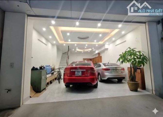 Tt ba đình - phân lô ô tô chạy vòng quanh nhà - kinh doanh siêu đỉnh - dân xây -