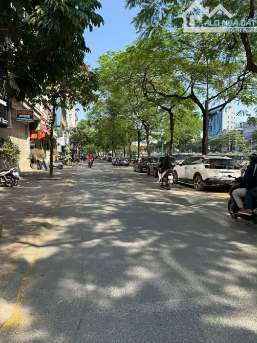 Tòa nhà 5 tầng dòng tiền ,vị trí rất đẹp phố Nguyễn Khang Cầu giấy , 12.9 tỷ.