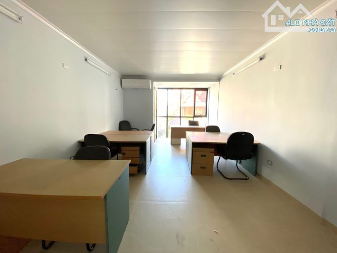 Kim Đồng ,diện tích 47.8m, 5tầng. MT 4.05m. Giá 20tỷ Hoàng Mai