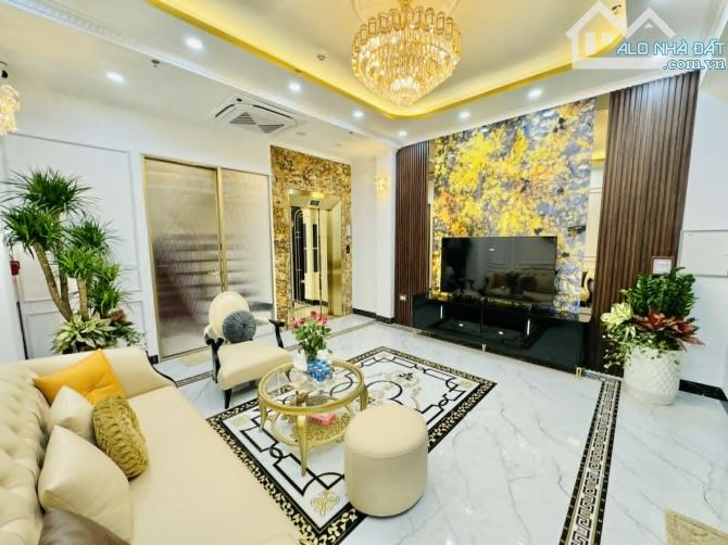 Bán nhà mặt phố Trần Đại Nghĩa : 48m2 -7Tầng - 5phòng - vừa ở vừa Kinh doanh