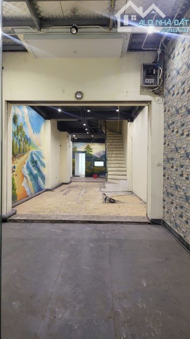 Bán Nhà Mặt Phố Nguyễn Khánh Toàn Cầu Giấy 103m2-5T 5m Vỉa Hè 58 Tỷ Có Thương Lượng.