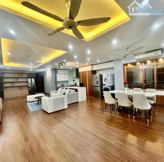 Apartment Trịnh Công Sơn 200M2 MT 7.6M 138 Tỷ Vỉa Hè Ô TÔ Dòng Tiền 200Tr/th