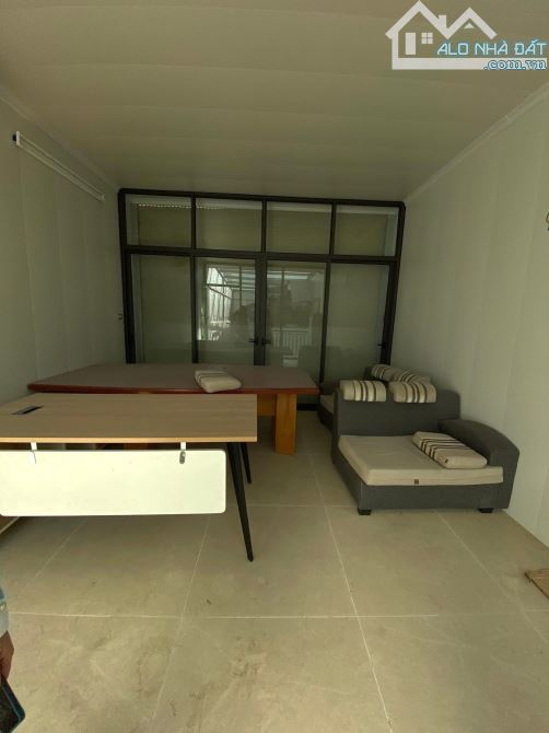 Kim Đồng ,diện tích 47.8m, 5tầng. MT 4.05m. Giá 20tỷ Hoàng Mai