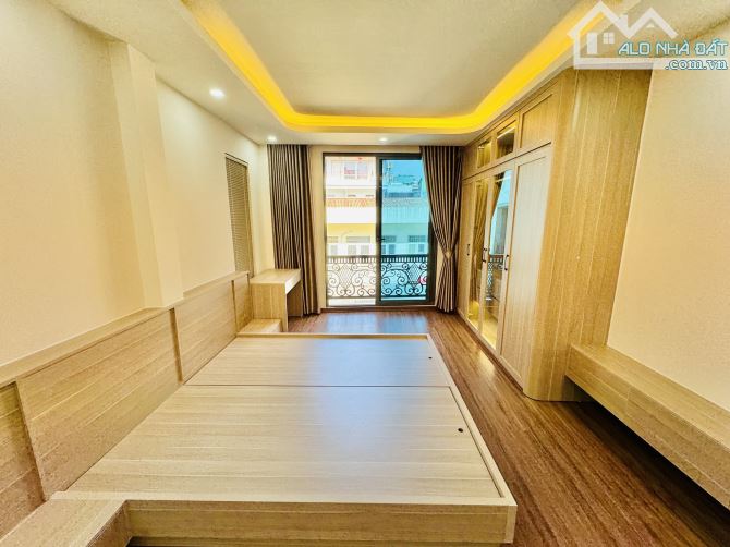 Nhà Mới Thang Máy : 60m2 - 6Tầng - 7ngủ khép kín - Ngõ Thông Trần Khát Chân - Bạch Mai