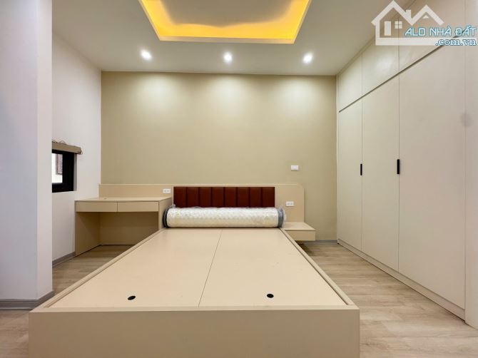 Bán Tòa Dòng Tiền Nguyễn Thị Định Lô Góc Ô Tô 7 Tầng 24 Căn Hộ Cao Cấp Tầng 1 Kinh Doanh