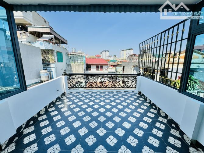 Nhà Mới Thang Máy : 60m2 - 6Tầng - 7ngủ khép kín - Ngõ Thông Trần Khát Chân - Bạch Mai