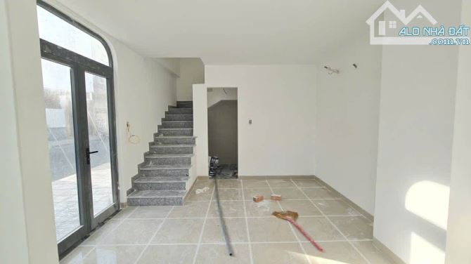 Bán Căn góc 2 mặt tiền vị trí trung tâm đường Âu Cơ - Lê Chân trung tâm TP Nha Trang - 9