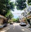 Bán nhà ngõ 68 Cầu Giấy, 51m2, ngõ to rộng, ba bước xe 16 chỗ, đẹp mê hồn 8 tỷ
