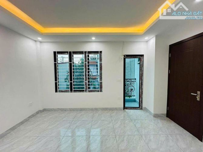 XUÂN PHƯƠNG 30mx5T - 30m ra ô tô- Nhà mới đẹp long lanh