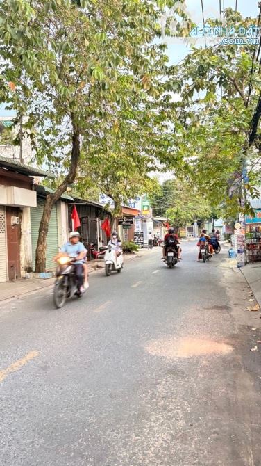 👉👉Mặt tiền thới tam thôn, đường 8M vỉa hè, ngang 5m - 97M2 - chỉ 5.x Tỷ TL🔥