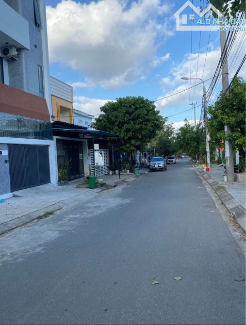 Lô đẹp Đà Sơn 6 hướng Đông Nam, đường 5.5m, gần ĐH Duy Tân, giá rẻ 3.74 tỷ