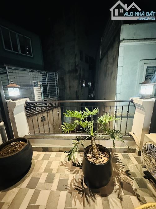 10.5 TỶ-PHÂN LÔ Ô TÔ ĐỖ CỬA-HỒNG MAI-BẠCH MAI-THANH NHÀN-HBT