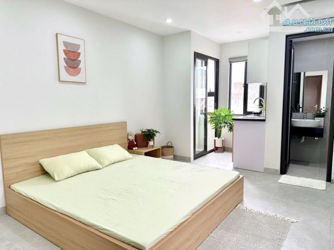 Gấp! Toà CCMN Tôn Đức Thắng, Đống Đa, 70m2 x 6 tầng, MT 6.5m, 20 phòng KK, DT 110 tr/ th