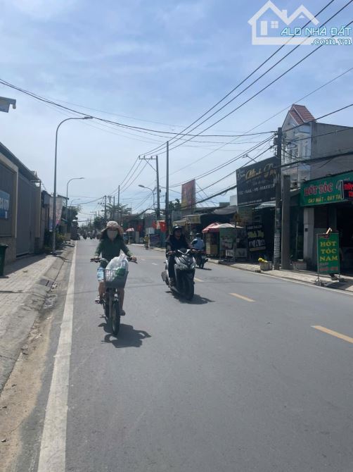 HÀNG HIẾM TRUNG TÂM HÓC MÔN – MẶT TIỀN TRỊNH THỊ MIẾNG  8X25M - 1