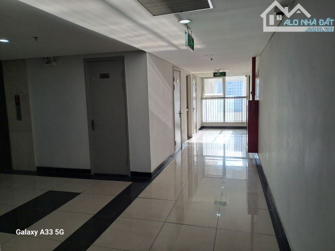 BAN CƠ YẾU CHÍNH PHỦ – CĂN GÓC 124.7M2, 3PN, 2WC, TẦNG TRUNG – VIEW HỒ – 12.1 TỶ