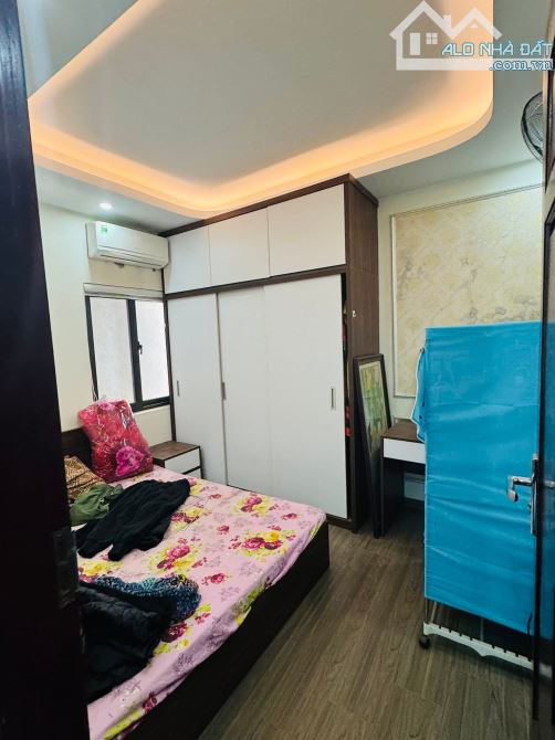 Nhà đẹp Vũ Tông Phan, 30m ra Phố, ngõ rộng thoáng, full nội thất xịn, 38m2 sổ. Giá 10.3 tỷ