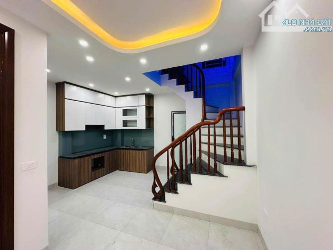 XUÂN PHƯƠNG 30mx5T - 30m ra ô tô- Nhà mới đẹp long lanh - 2