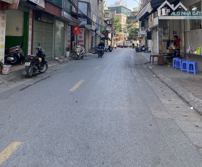 Bán Mạnh Siêu Phẩm Mặt Phố Chùa Quỳnh Thanh Nhàn Hai Bà Trưng DT 108M 8T MT 6.3M Giá 43Tỷ