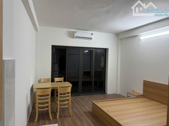 ĐỘI CẤN - P NGỌC HÀ - LÔ GÓC 7 TẦNG THANG MÁY - GẦN PHỐ - Ở SƯỚNG