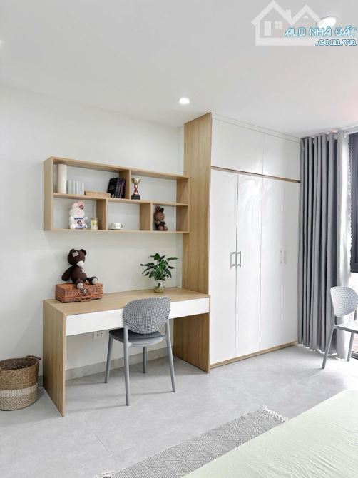 Gấp! Toà CCMN Tôn Đức Thắng, Đống Đa, 70m2 x 6 tầng, MT 6.5m, 20 phòng KK, DT 110 tr/ th