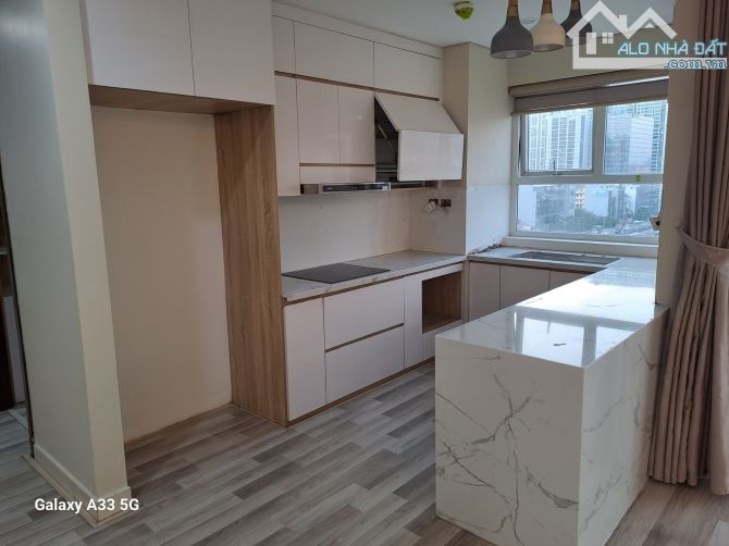 BAN CƠ YẾU CHÍNH PHỦ – CĂN GÓC 124.7M2, 3PN, 2WC, TẦNG TRUNG – VIEW HỒ – 12.1 TỶ