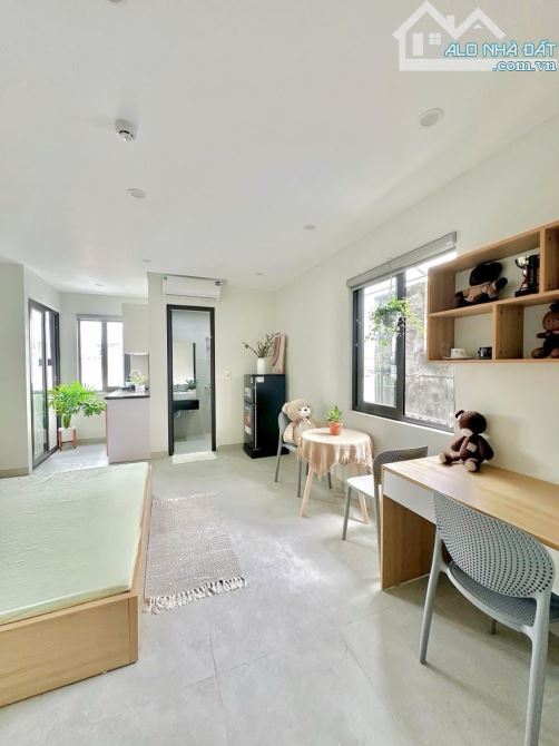 Gấp! Toà CCMN Tôn Đức Thắng, Đống Đa, 70m2 x 6 tầng, MT 6.5m, 20 phòng KK, DT 110 tr/ th