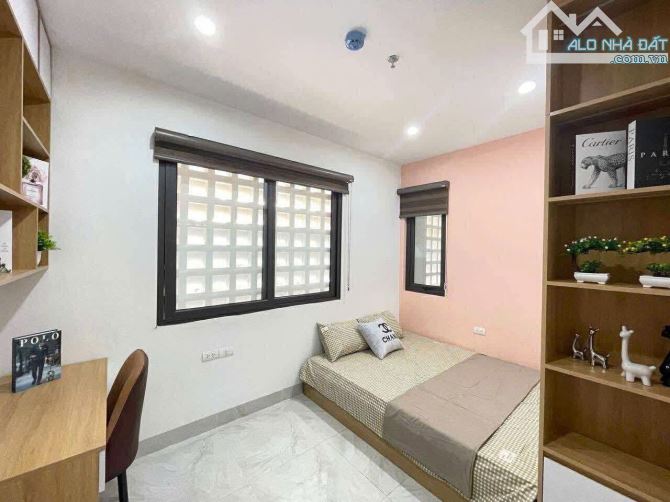 Bán toà nhà Thịnh Hào 8 tầng thang máy 110,5 m² 22,8 tỷ dòng tiền 140tr/tháng