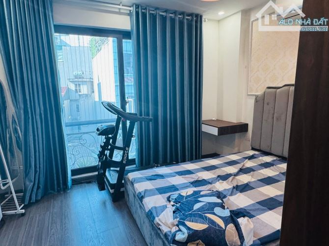 Nhà đẹp Vũ Tông Phan, 30m ra Phố, ngõ rộng thoáng, full nội thất xịn, 38m2 sổ. Giá 10.3 tỷ