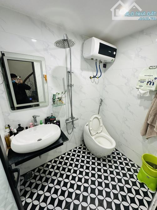 10.5 TỶ-PHÂN LÔ Ô TÔ ĐỖ CỬA-HỒNG MAI-BẠCH MAI-THANH NHÀN-HBT