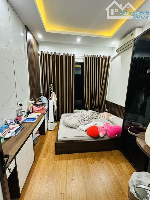 10.5 TỶ-PHÂN LÔ Ô TÔ ĐỖ CỬA-HỒNG MAI-BẠCH MAI-THANH NHÀN-HBT